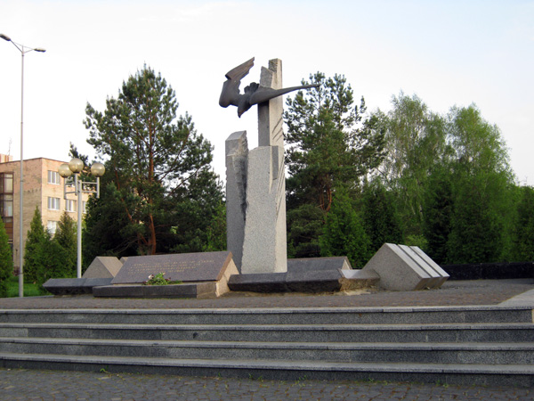 Пам’ятник загиблим в Афганістані